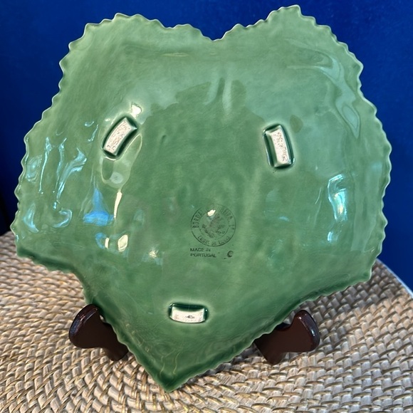 Bordallo Pinheiro Portugese Pottery Green & Brown Maple Leaf Footed Dish 10” - Picture 5 of 6